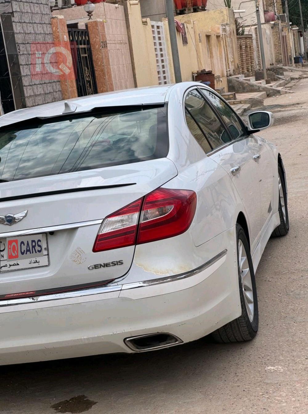 هيونداي جنسس
